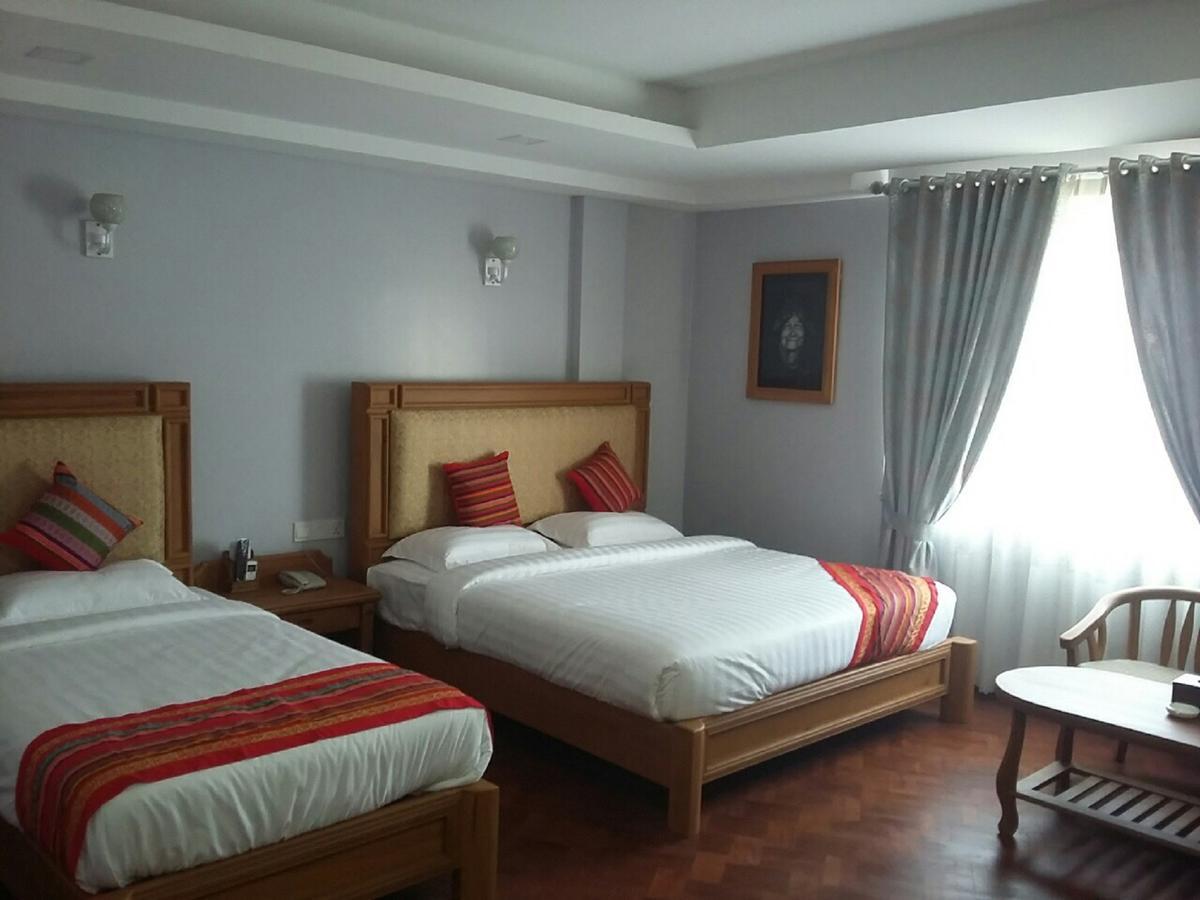 Amayar Nadi Hotel Mandalay Esterno foto